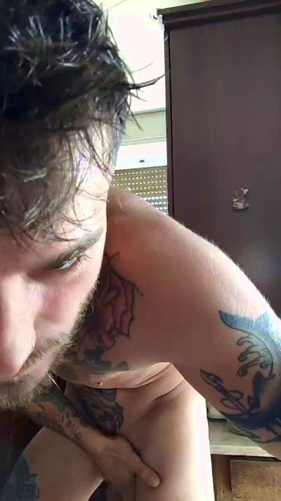 Porco95 live cam on Cam4