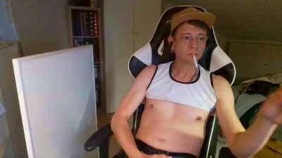 PowerShooter live cam on Cam4