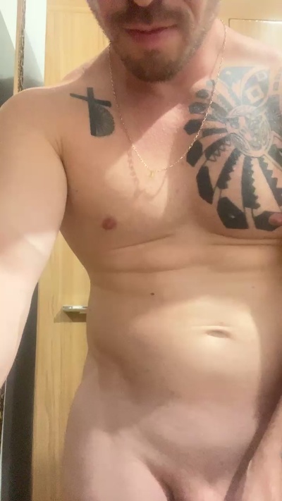 Profile and Statistics for Prazzerbranco on Cam4