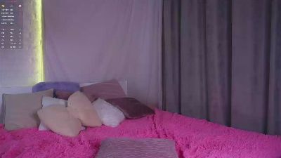 PreciousThieme live cam on Cam4