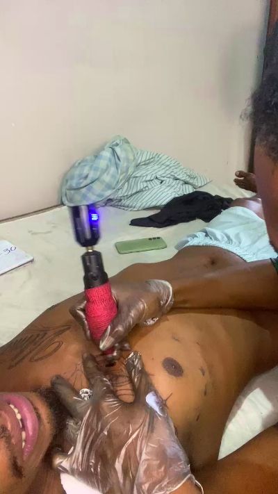 Pretinhomg live cam on Cam4