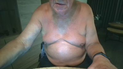 Pretjes live cam on Cam4