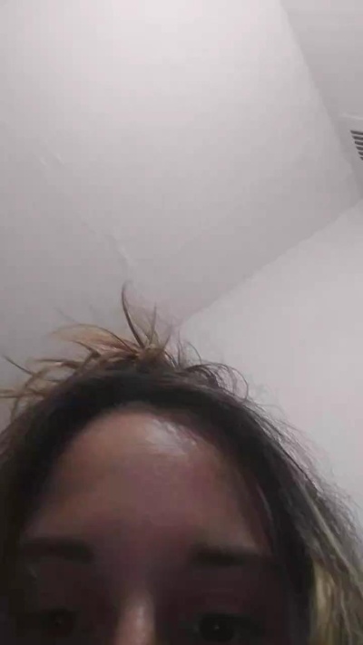 Prettyalizs live cam on Cam4