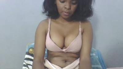 Prettyannah Live Cam on Cam4