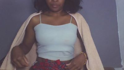 Prettyannah live cam on Cam4