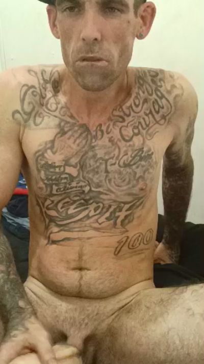Prettyboytatted live cam on Cam4