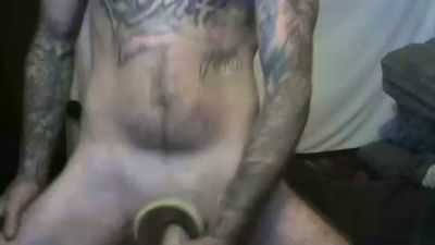 Prettyboytatted live cam on Cam4