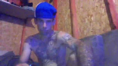 Prettyboytatted live cam on Cam4