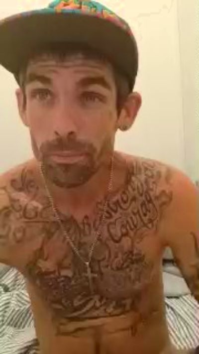 Prettyboytatted live cam on Cam4
