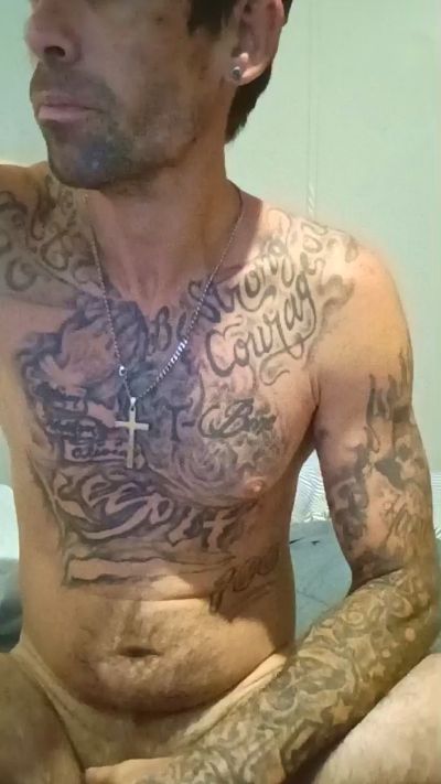Prettyboytatted live cam on Cam4