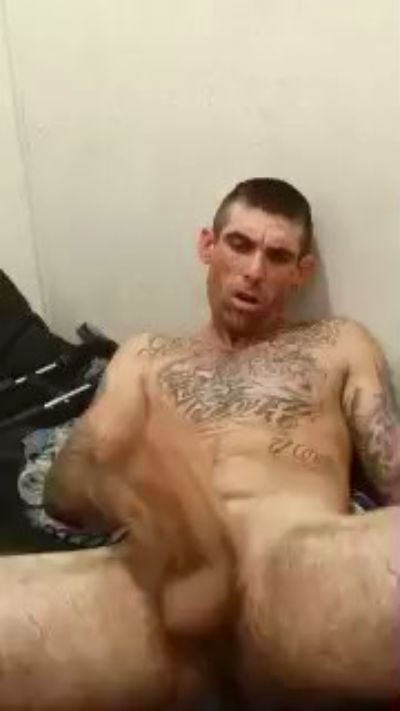 Prettyboytatted live cam on Cam4