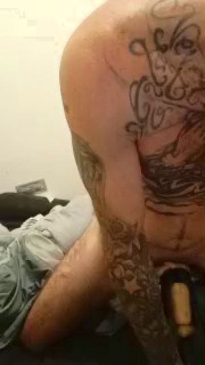 Prettyboytatted live cam on Cam4