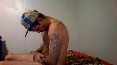 Prettyboytatted live cam on Cam4