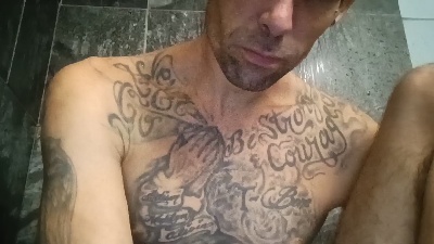 Prettyboytatted live cam on Cam4