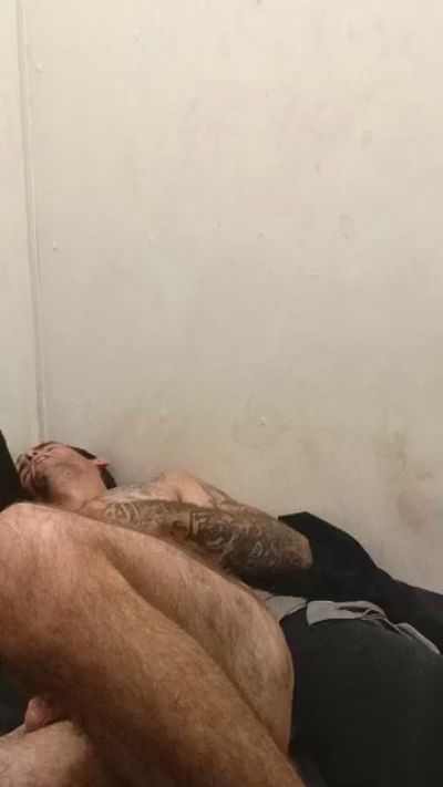 Prettyboytatted live cam on Cam4