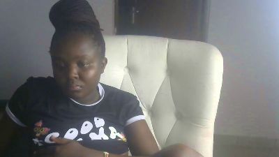Prettypesh live cam on Cam4