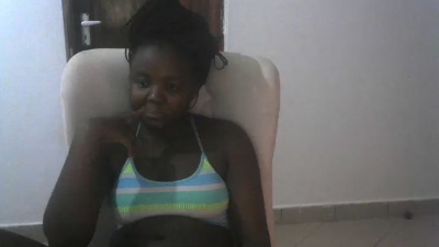 Prettypesh live cam on Cam4