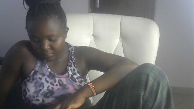 Prettypesh live cam on Cam4