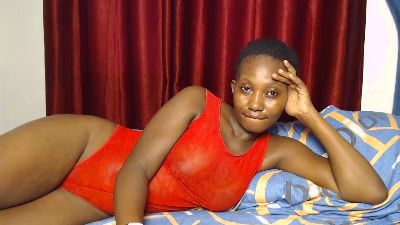 Prettytara live cam on Cam4