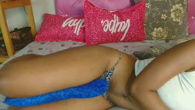 Pretyangel live cam on Cam4
