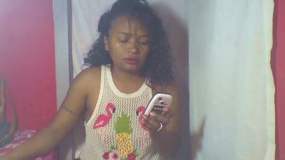 Pricylah live cam on Cam4