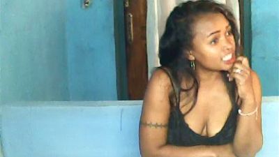 Pricylah live cam on Cam4