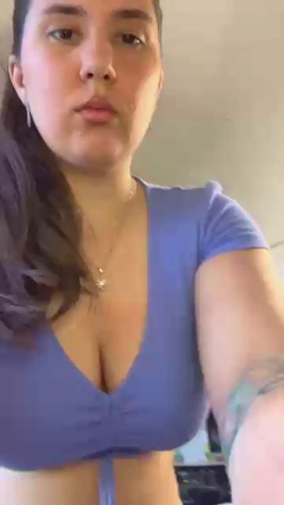 Princess_riri live cam on Cam4