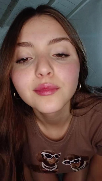 Princessophi1 live cam on Cam4