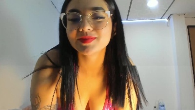 Princesstruck live cam on Cam4