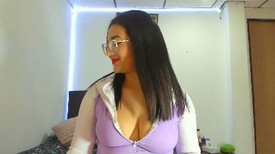 Princesstruck live cam on Cam4