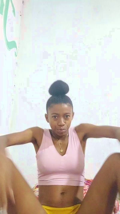 Princia24 live cam on Cam4
