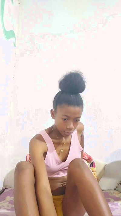 Princia24 live cam on Cam4
