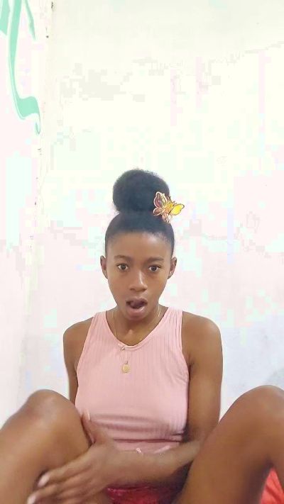 Princia24 live cam on Cam4
