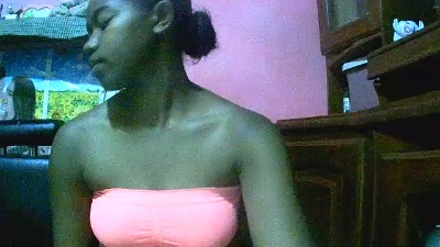 Princiah02 live cam on Cam4