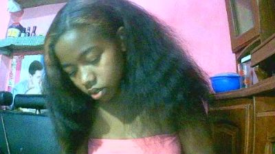 Princiah02 live cam on Cam4