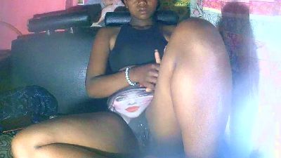 Princiah02 live cam on Cam4