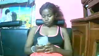 Princiah02 live cam on Cam4