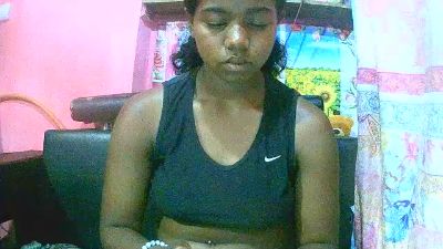 Princiah02 live cam on Cam4
