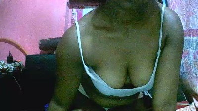 Princiah02 live cam on Cam4