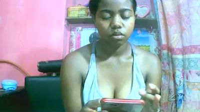 Princiah02 live cam on Cam4