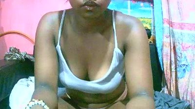 Princiah02 live cam on Cam4