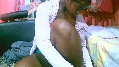 Princiah02 live cam on Cam4