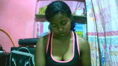 Princiah02 live cam on Cam4