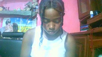 Princiah02 live cam on Cam4