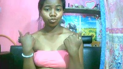Princiah02 live cam on Cam4