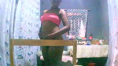 Princiah02 live cam on Cam4