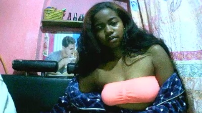 Princiah02 live cam on Cam4