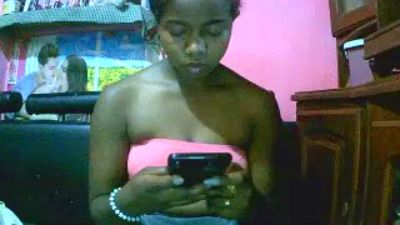 Princiah02 live cam on Cam4