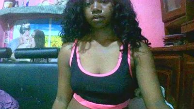 Princiah02 live cam on Cam4