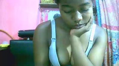 Princiah02 live cam on Cam4